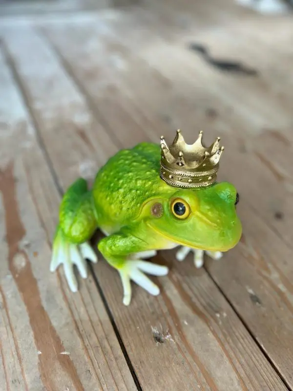 Frog King Ornament