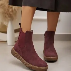 Gum Sole Boot in Berry Red