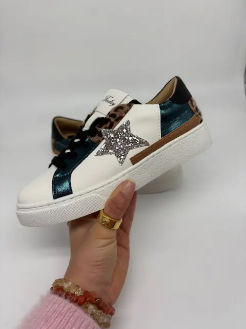 Teal and Leopard Star Trainer