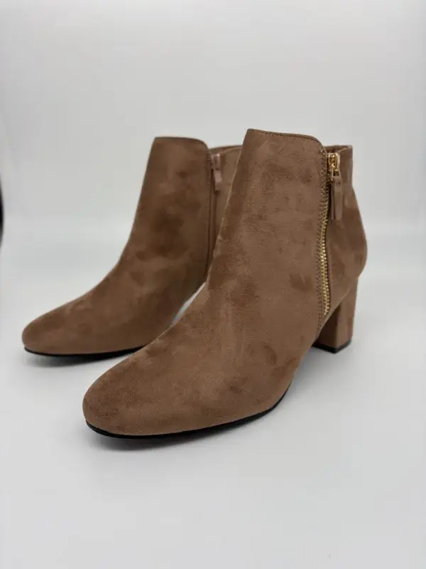 Ankle Boot with Heel in Beige
