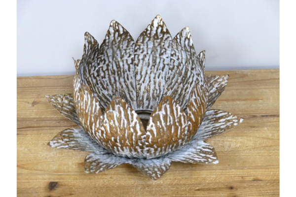 Flower Candle Holder - Image 3
