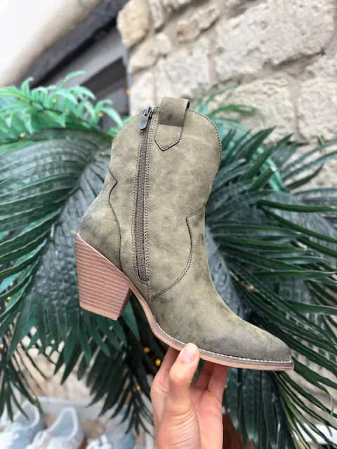 Cowboy Boot with Bolt and Studs Green