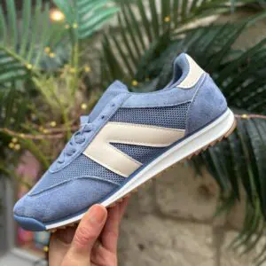Blue ‘V’ Trainer