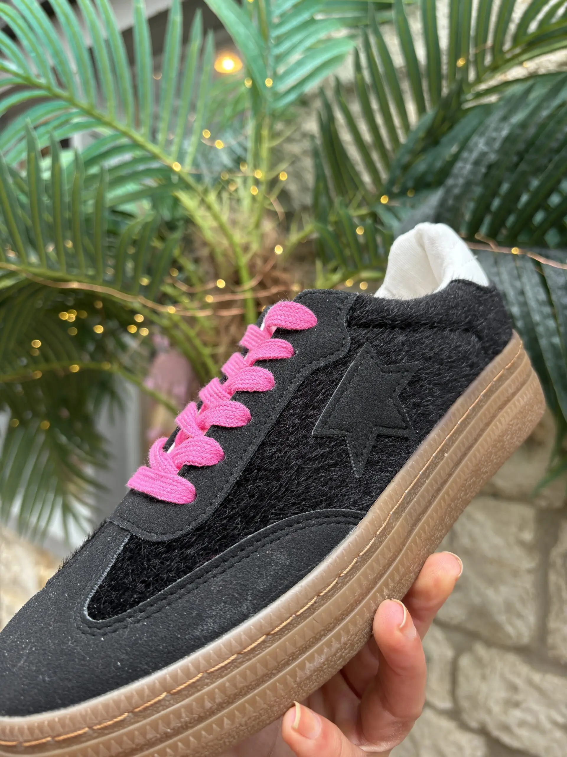 Black Star Trainer with Pink