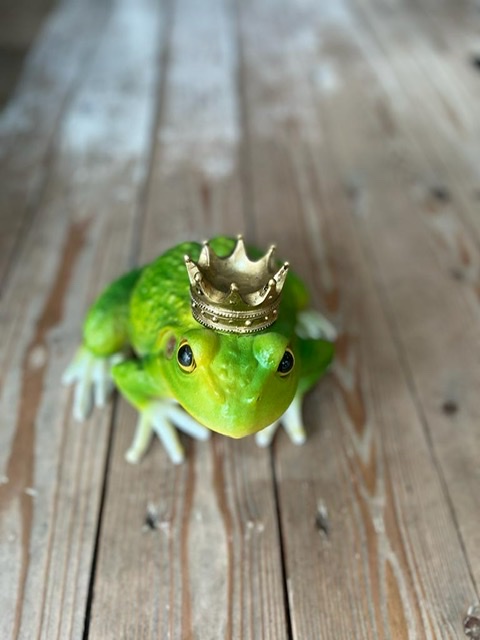 Frog King Ornament
