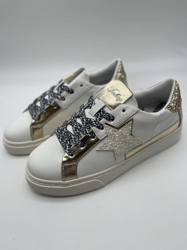 Star Trainer in Gold - Image 5