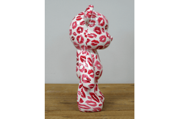 Large Kiss Bear - Image 2