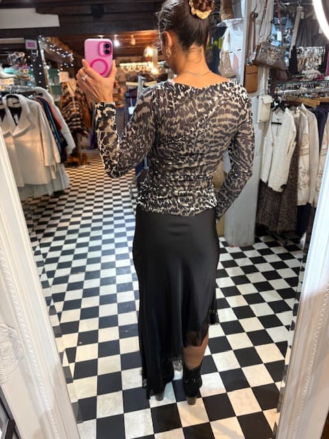 Asymmetrical Silky Skirt with Lace in 2 Colours