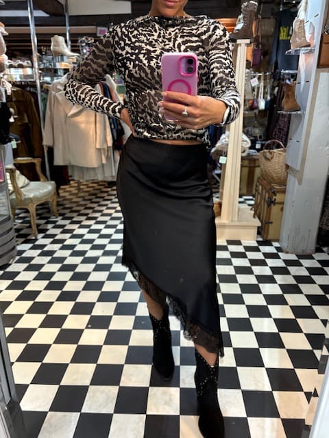 Asymmetrical Silky Skirt with Lace in 2 Colours