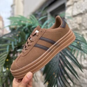 Two Stripe Trainer in Coffee