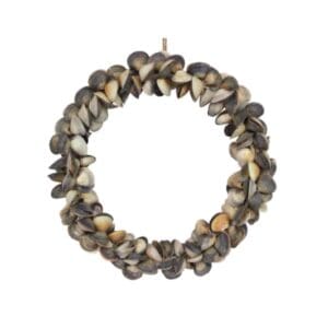 Shell Wreath 26cm - Cockle Shell
