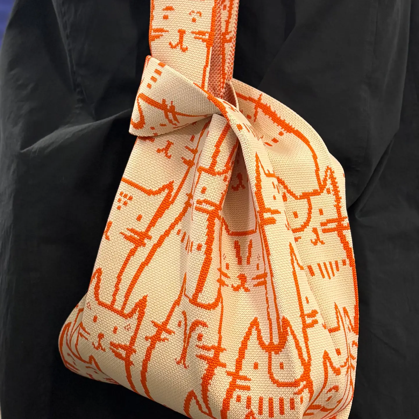 Tokeii Studio Knit Bag - Orange Cats